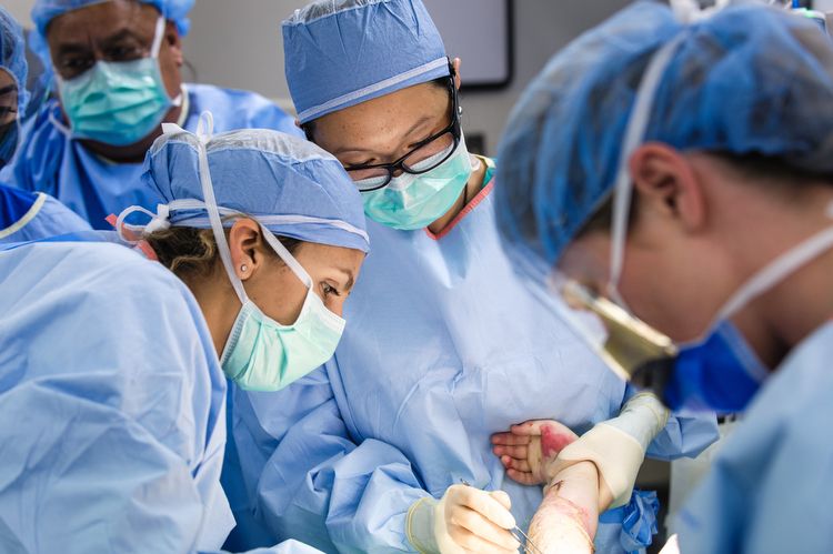 1uhs_liao_or_104028_20130418_6263