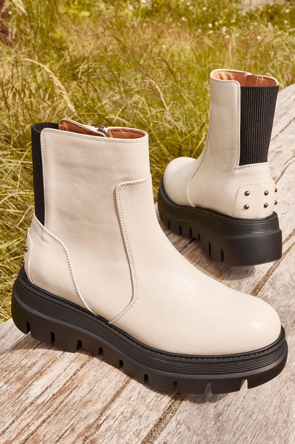 202306_TJMaxx_AlisonBlomgren_WhiteChelseaBoots.jpg