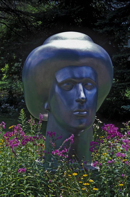 1head__gallery_outside