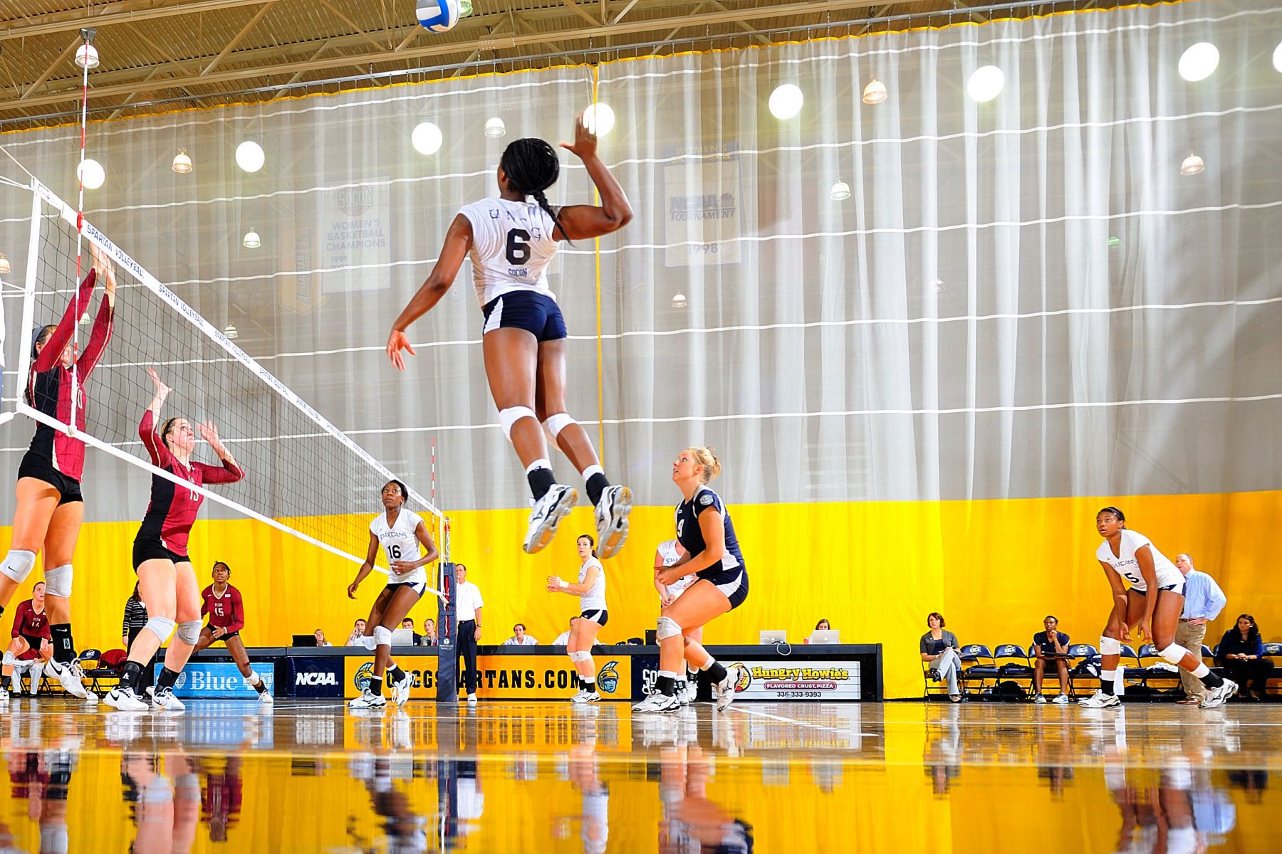 NCAA VOLLEYBALL:  SEP 23 Elon at UNC-Greensboro