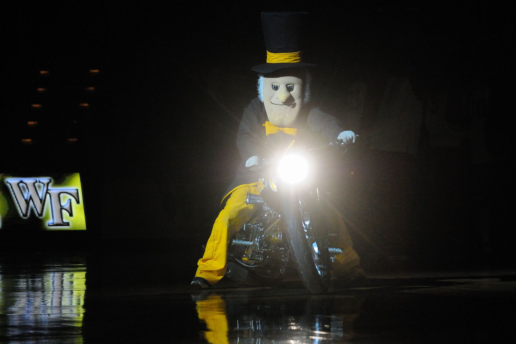 Wake Forest defeats Radford