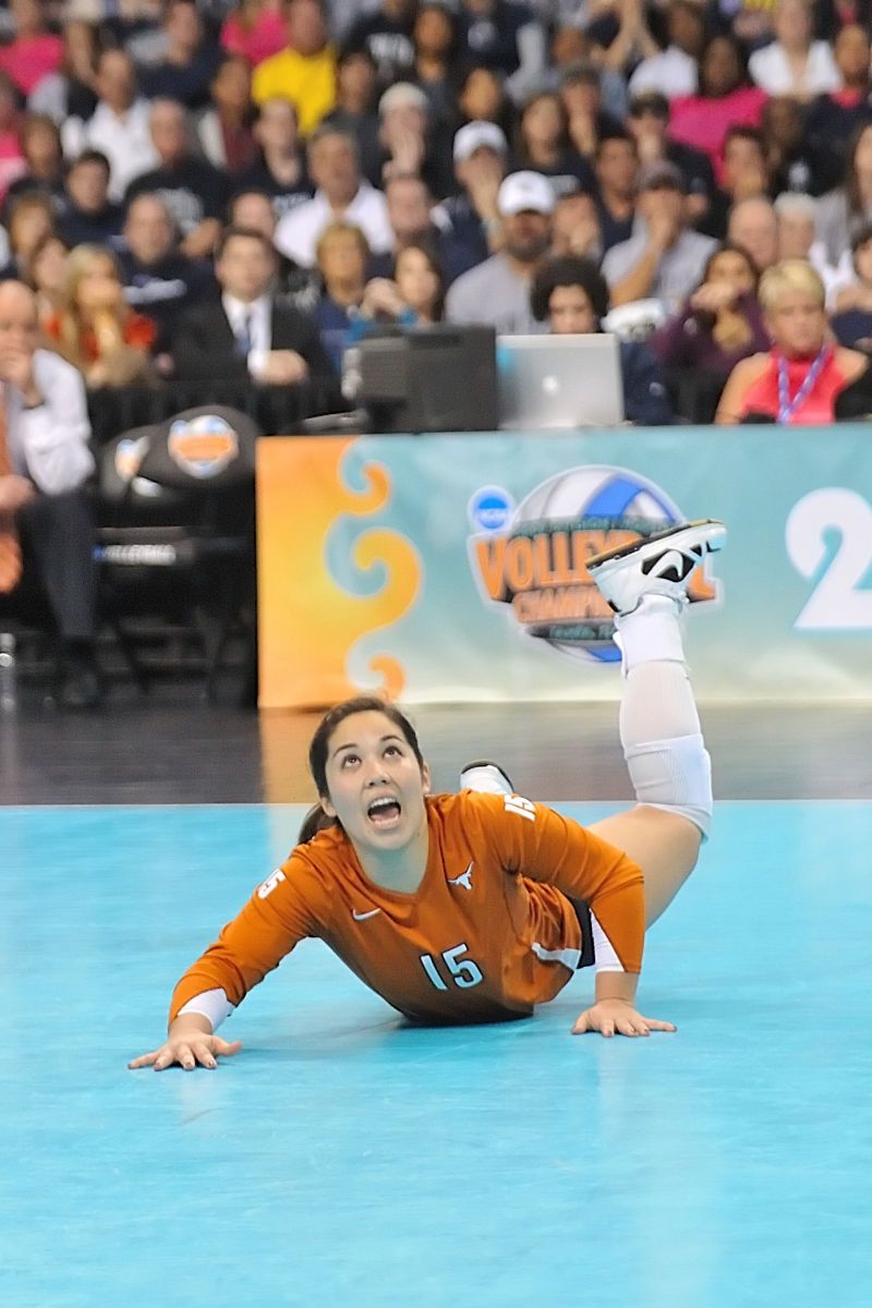 NCAA VOLLEYBALL: DEC 19 Texas vs. Penn State