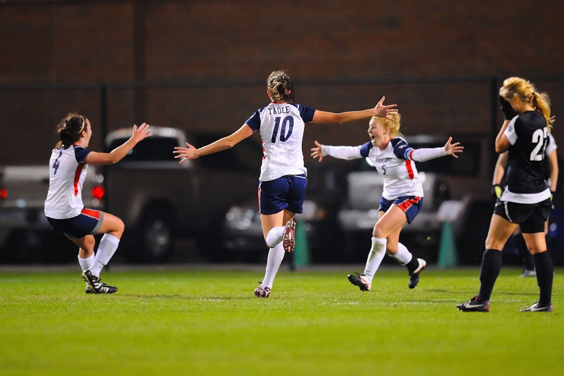 NCAA WOMENS SOCCER:  NOV 04 Furman v Samford