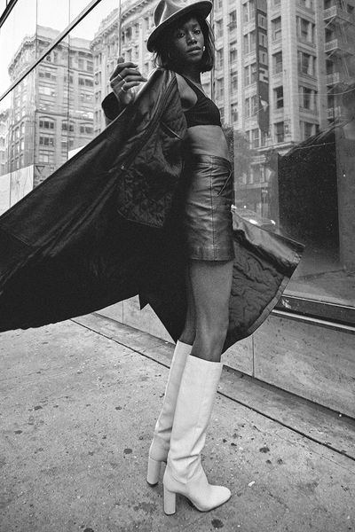 Shot_1_231215_MegWebster_Sigail_DTLA_0305_tmax32_edit_crop2_web.jpg