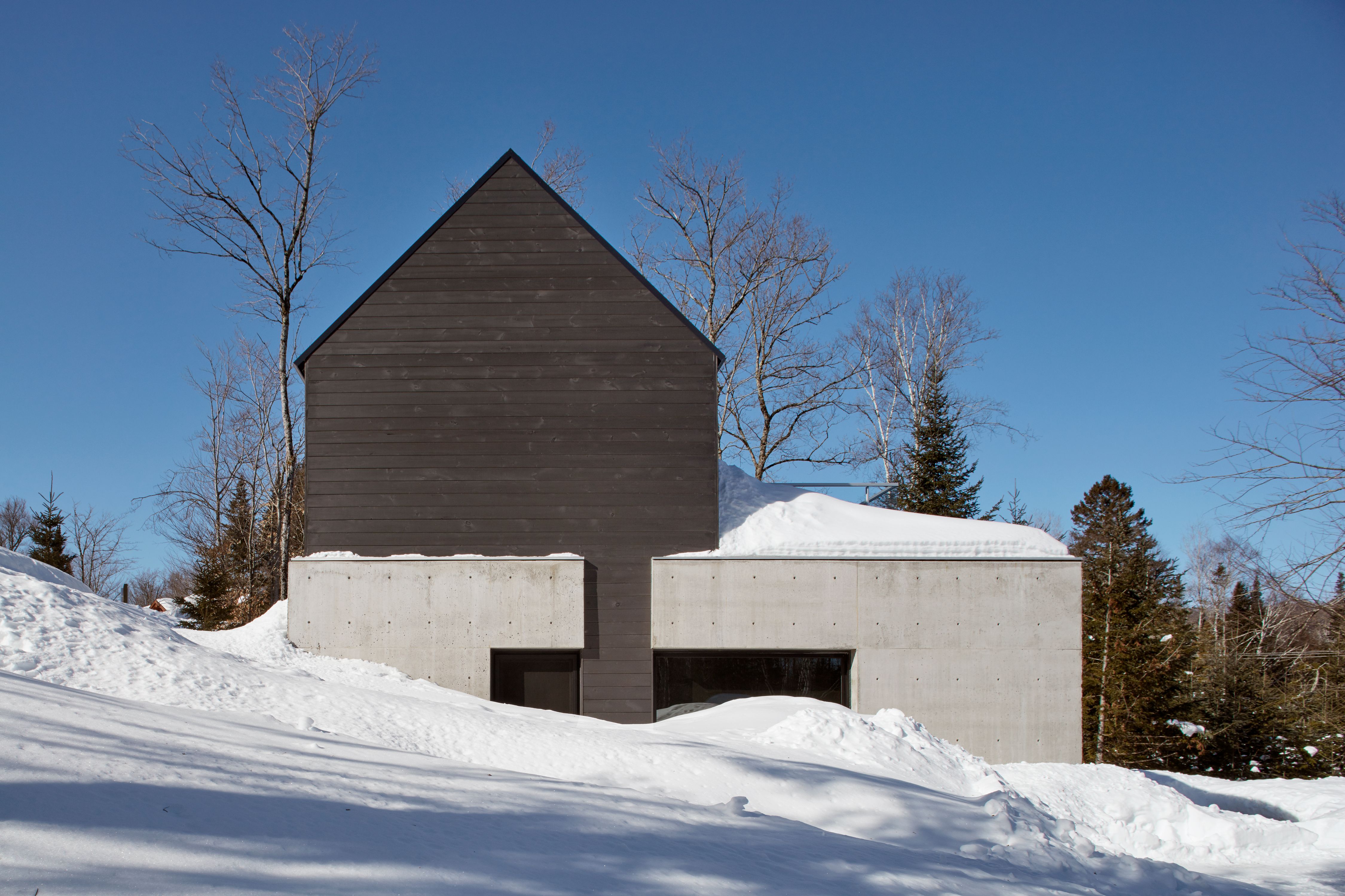 Omari Casa Exterior Winter