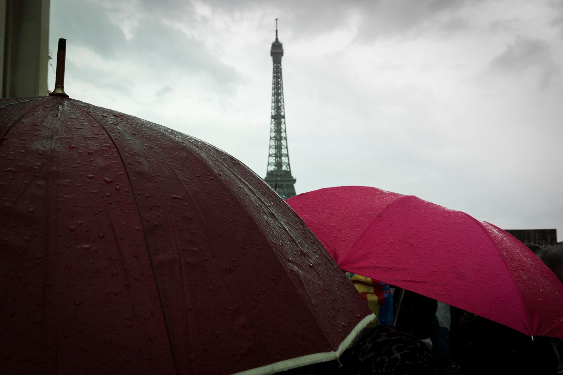 Paris,rain,tower,Eiffel,people,weather Paris In The Rain