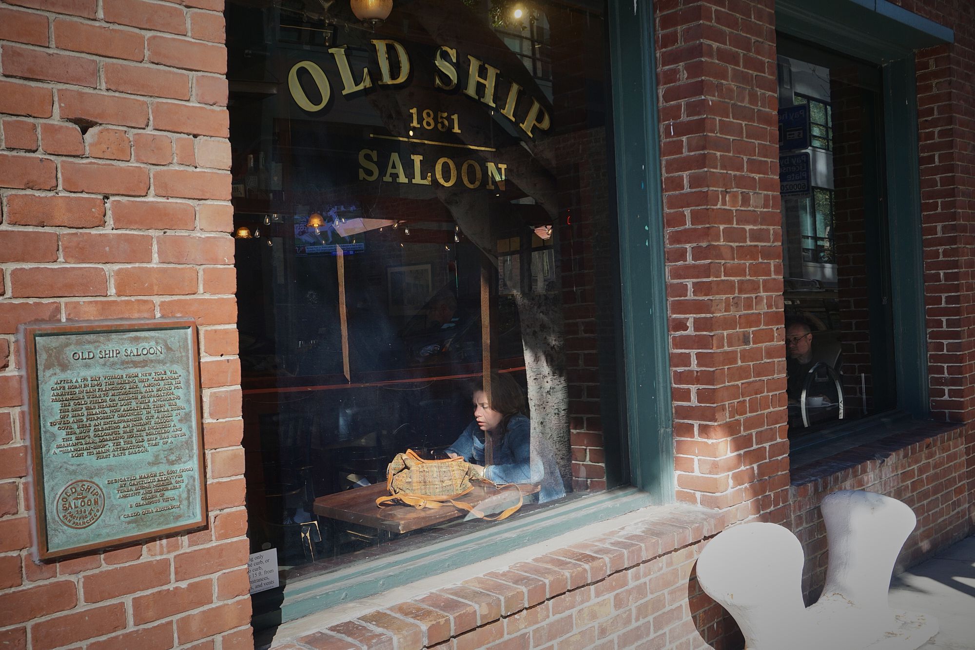 OldShipSaloon-est.1851.Paolo_Salcido_DSC05643