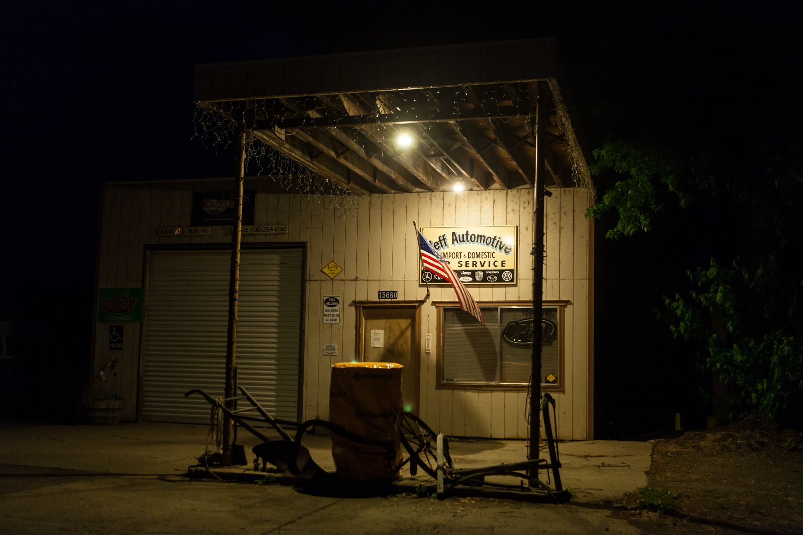 NightLifeFramerGas (1 of 1).jpg