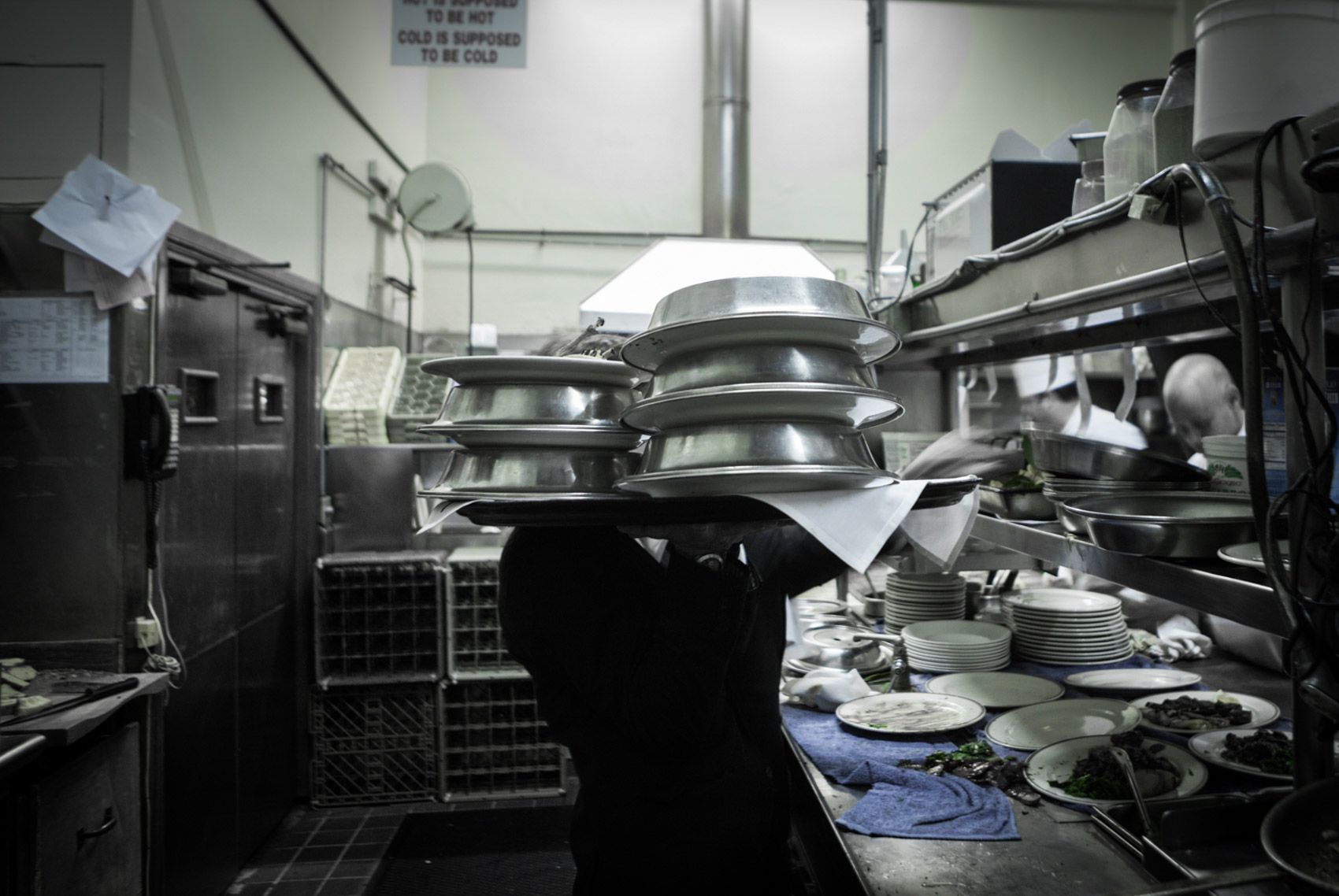 waiter,trays,food,cafe,restaurant NorthBeachCafe-215.jpg