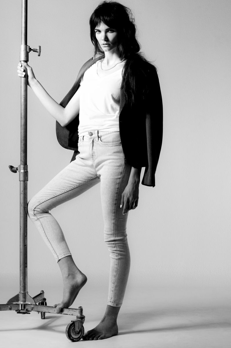 Ana Patino | Paris Fashion and Advertising Stylist