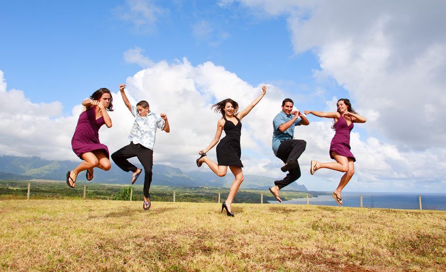 1kauai_family_portrait_fun.jpg