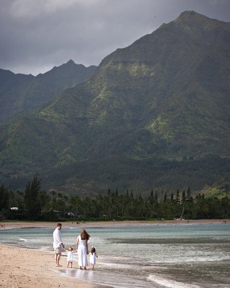 1Hanalei_Family_Portrait.jpg