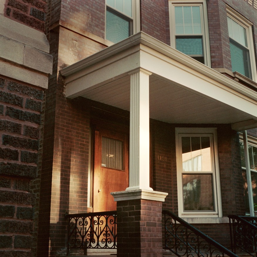 AYUSON_front_porch_800kb.jpg