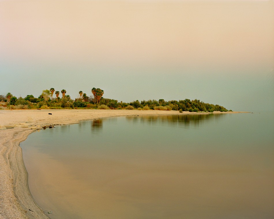 AYUSON_SaltonSea_water&sky_800kb.jpg