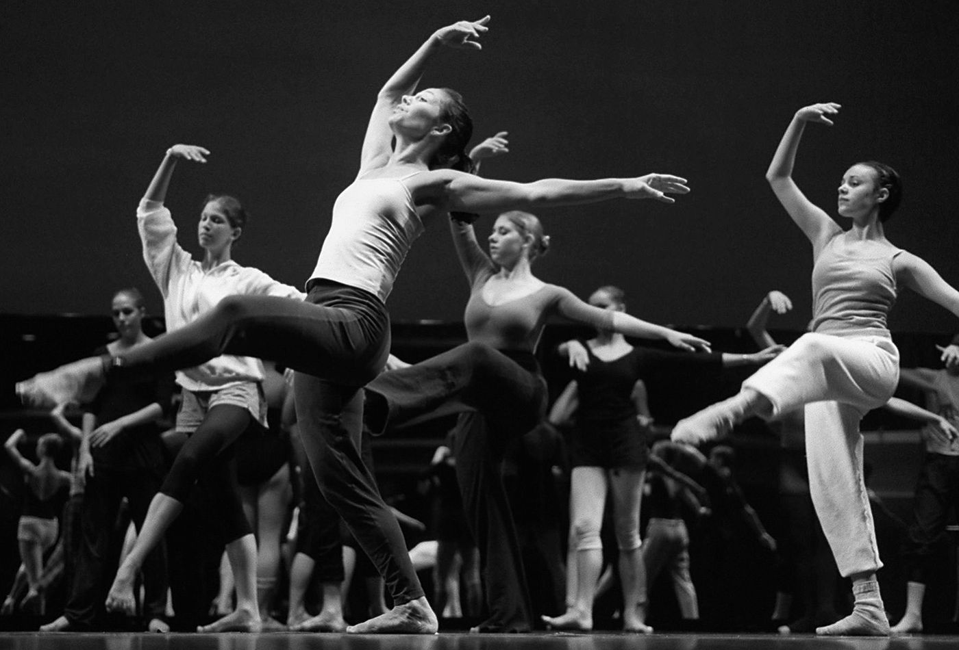 1pe___b_w_to_dance_teacher