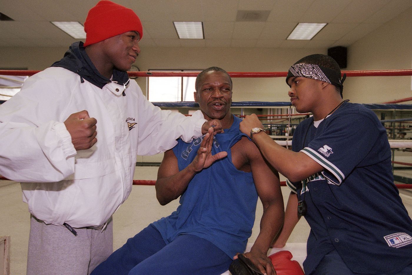 1mayweather_back_to_gr_img452