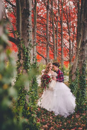 Lesbian wedding portraits