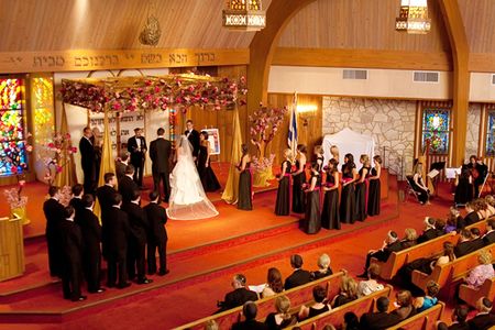 Jewish wedding ceremony with chuppah in Dayton, Ohio