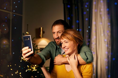 Bouygues Telecom Niv_Shank_752_Bouygues_christams_campaign_France_digital.jpg