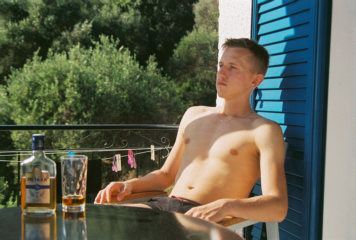 Niv_Shank_937_Tomorrow_man_magazine_Greece_films.jpeg