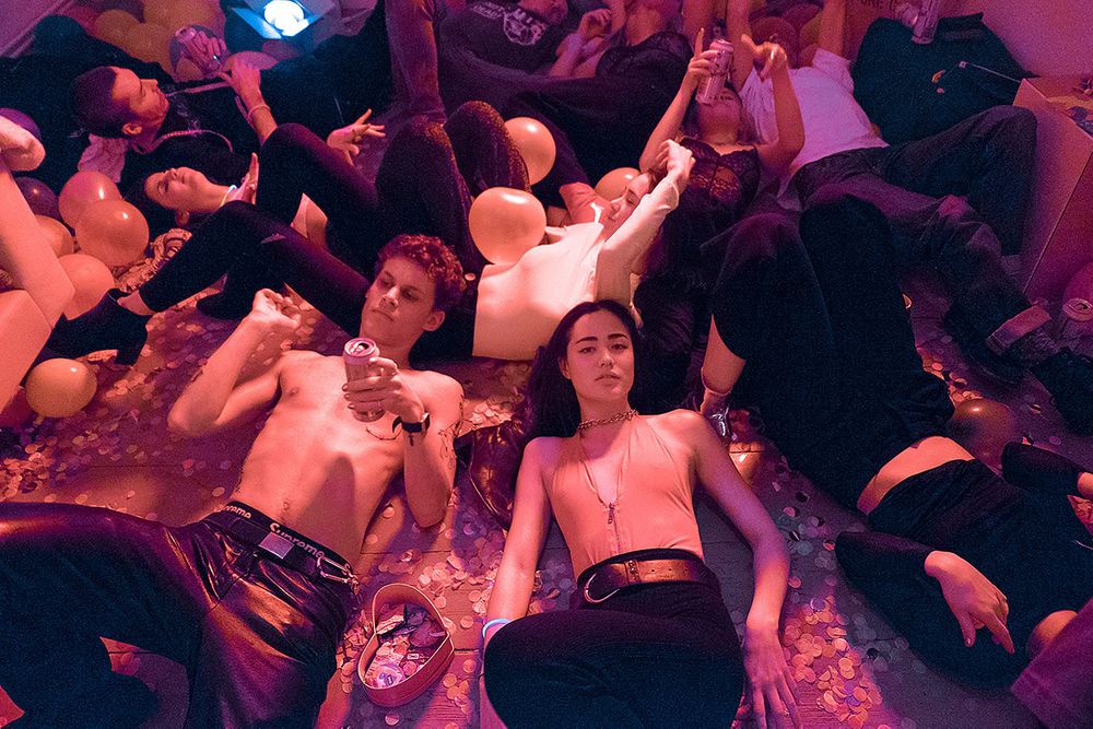Niv_Shank_467_Surprise_Party_Berlin_digital.jpg