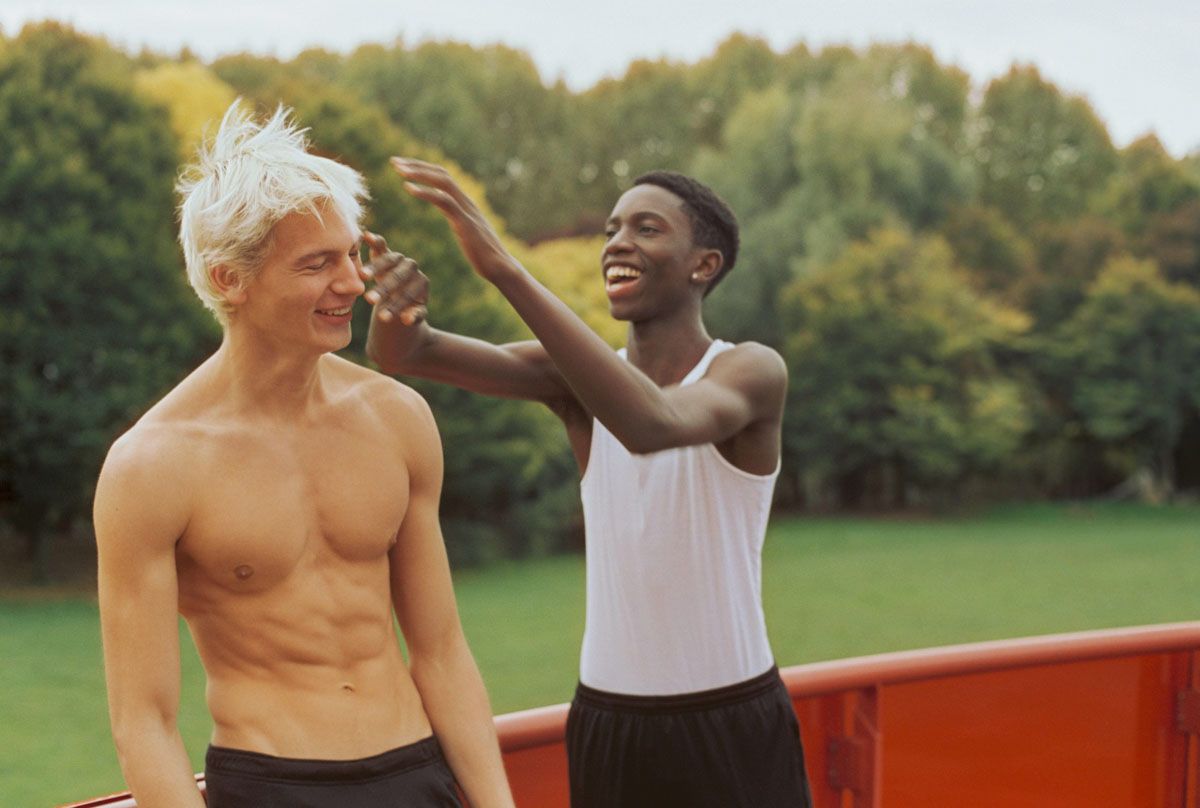 Niv_Shank_15_cabaret_sauvage_Vanity_Teen_magazine_paris_films.jpeg