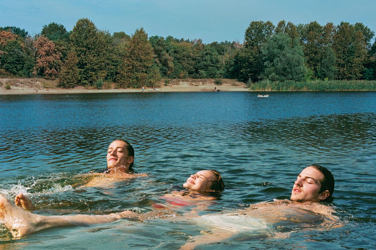 Niv_Shank_1155_film_Berlin_By_The_Lake_series_LOVE_magazine.jpeg