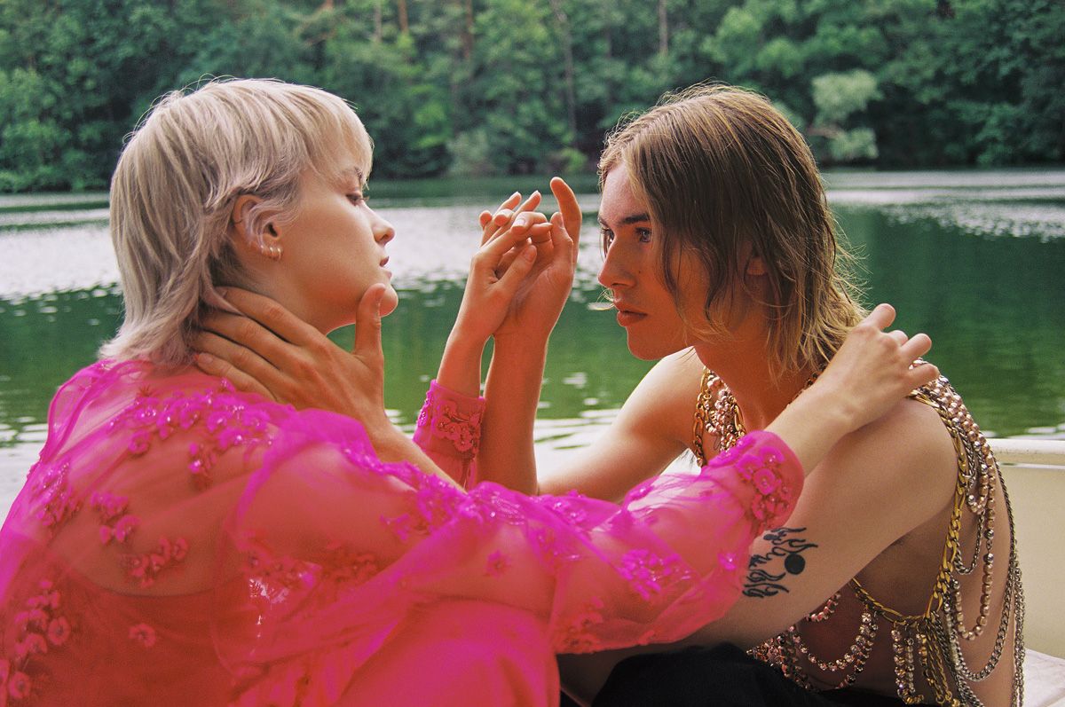 Niv_Shank_1315_film_Berlin_Magic_By_The_Lake_Icon_Magazine.jpeg