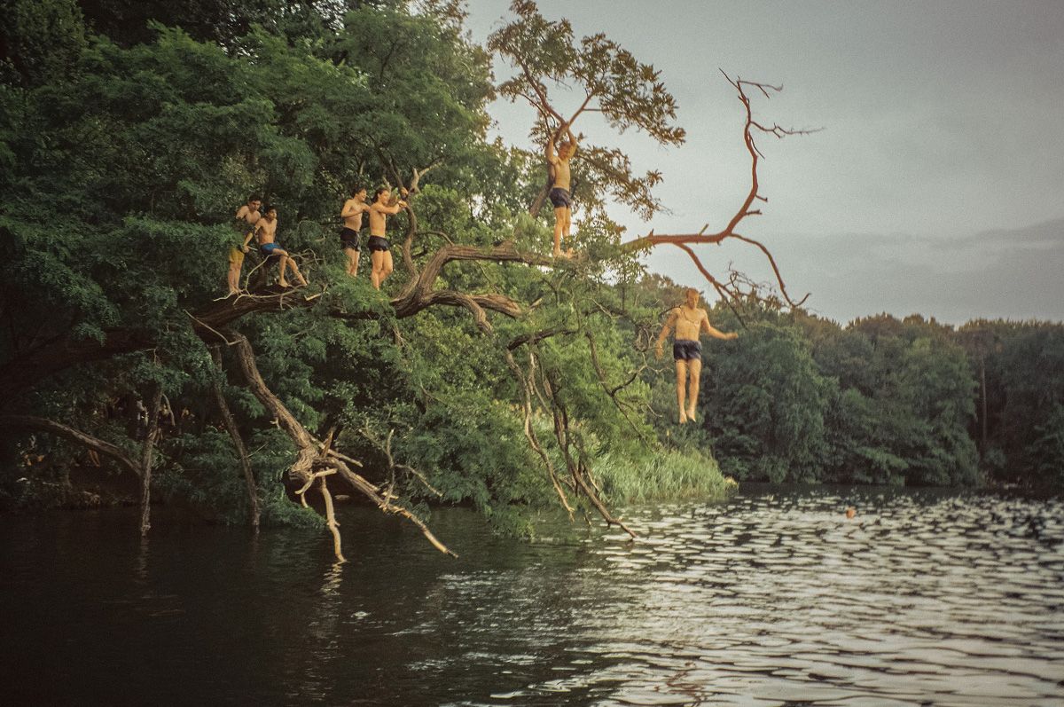Niv_Shank_1215_film_Berlin_By_The_Lake_series.jpeg
