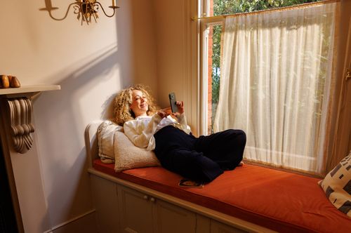 RISE- UP Niv_Shank_1737_RiseUp_Campaign_UK_Digital.jpg