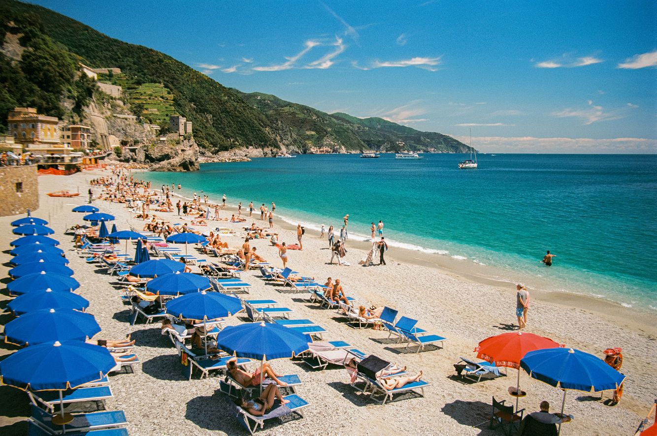 Niv_Shank_1496_Italian_summer_cinque_terre_Films.jpg