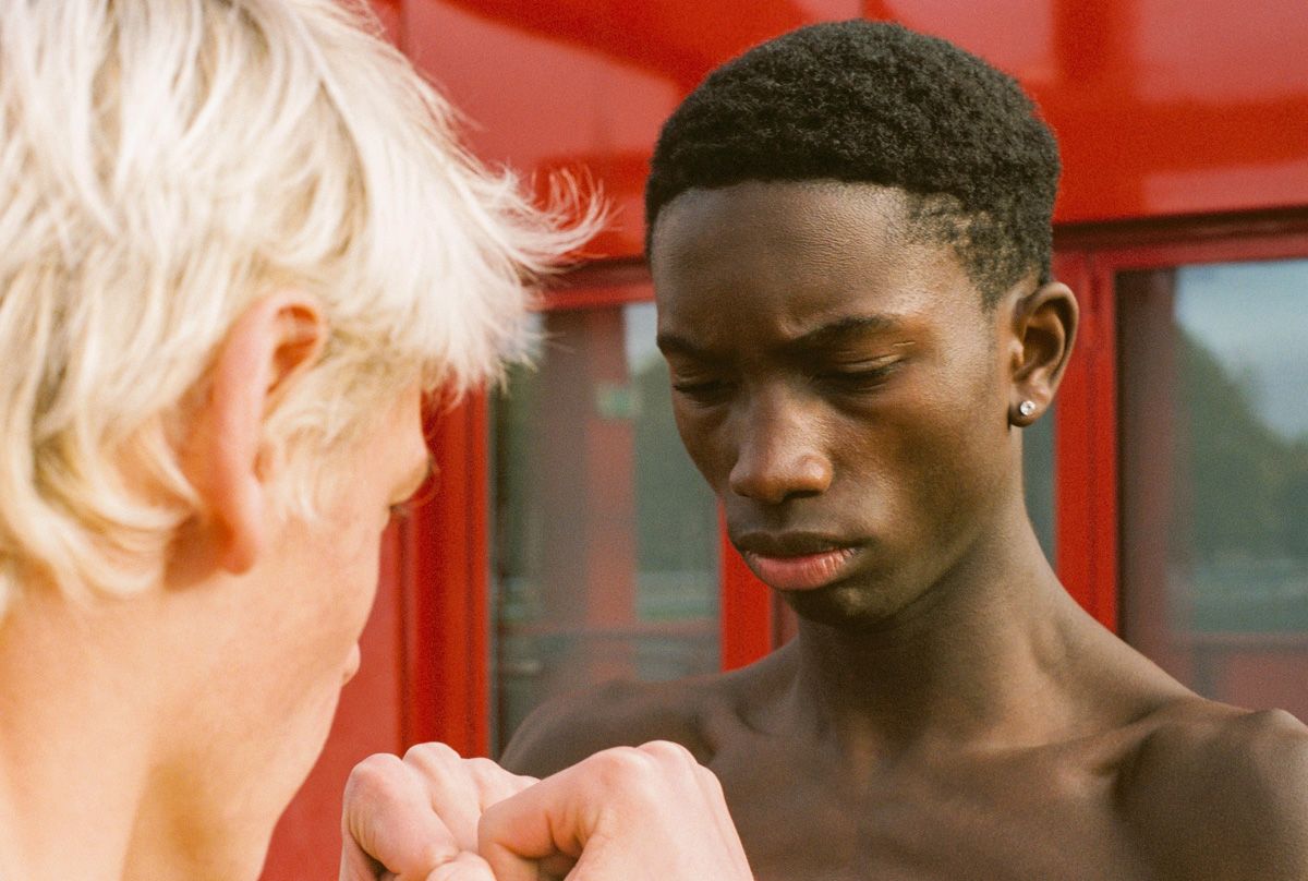 Niv_Shank_8_cabaret_sauvage_Vanity_Teen_magazine_paris_films.jpeg