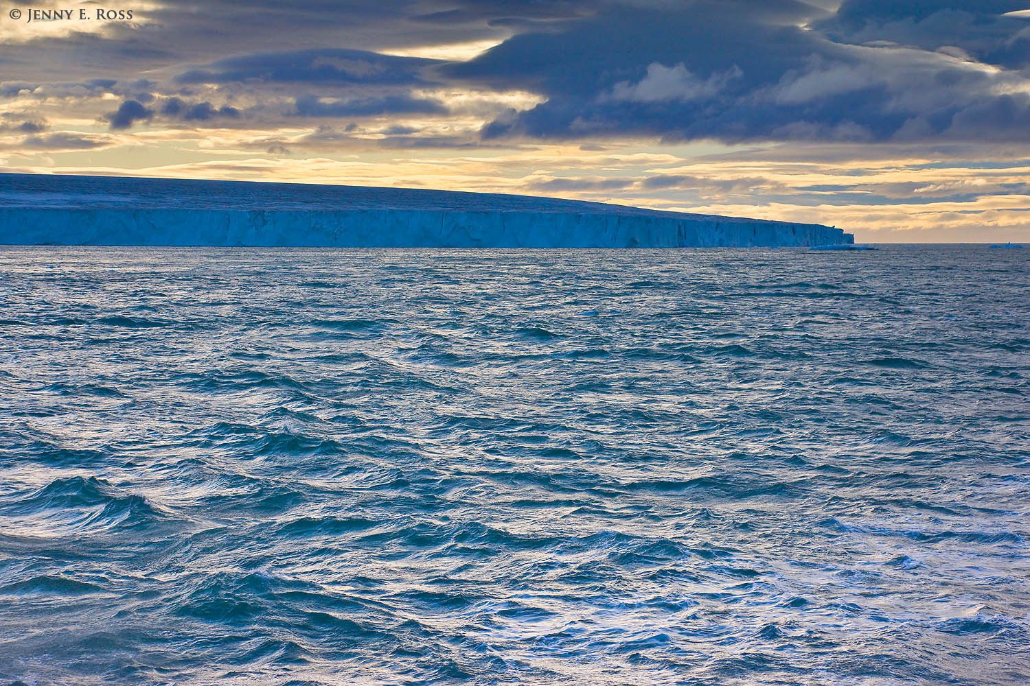 Brasvellbreen ice cap, Nordaustlandet, Svalbard Archipelago, Norway.
