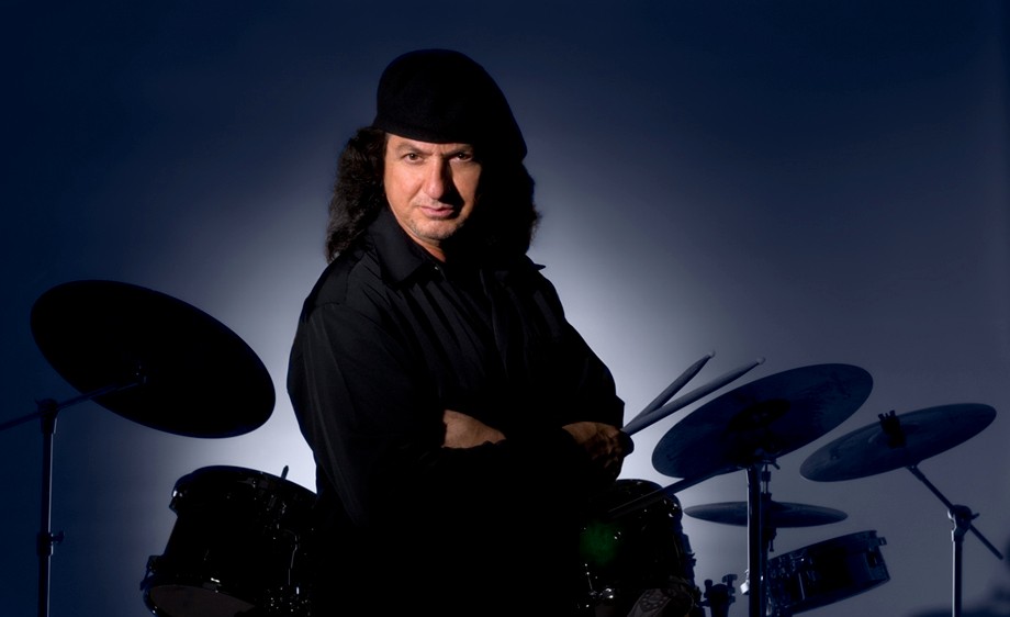 R O N N I E  C I A G O