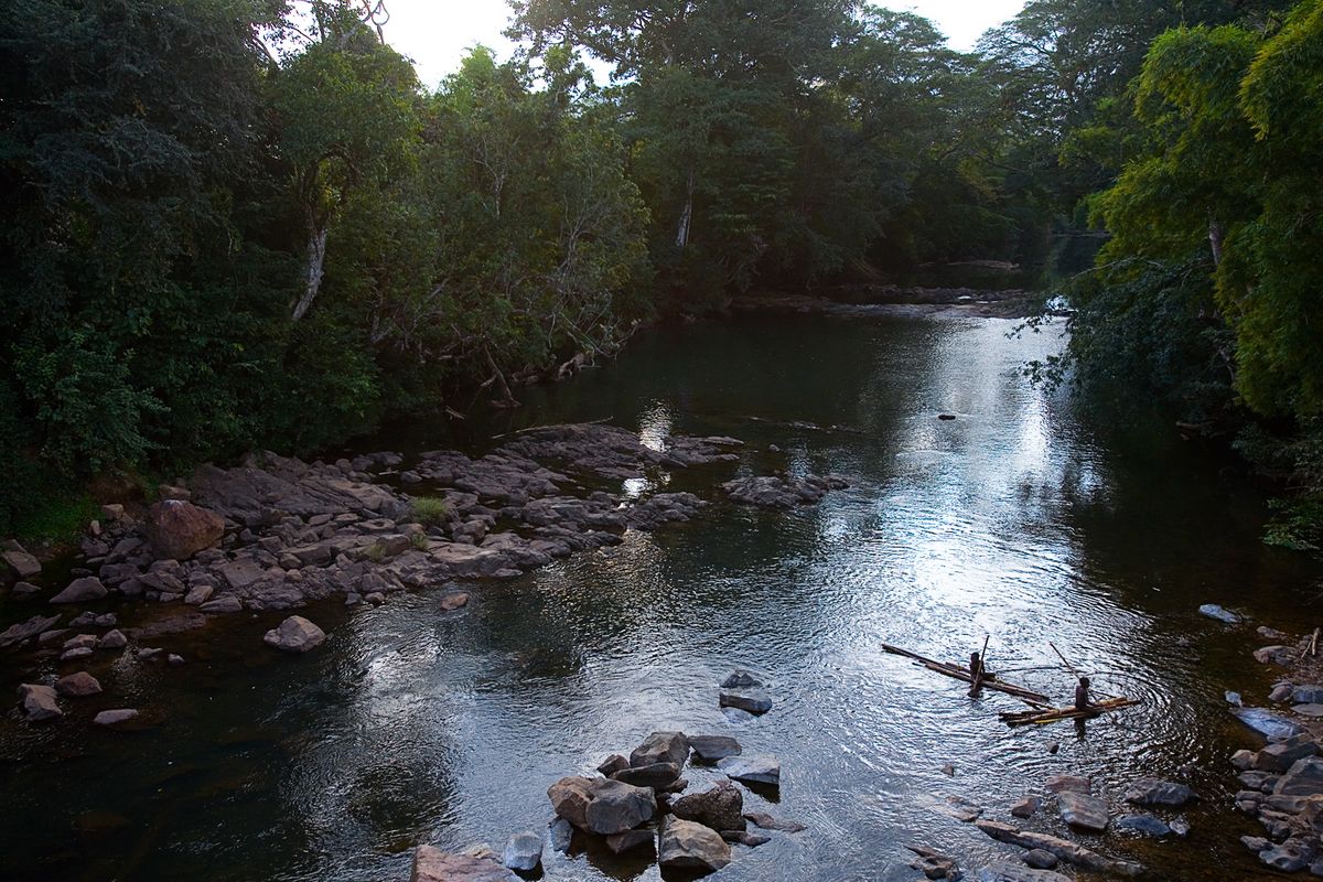 malawi-boys-river.jpg