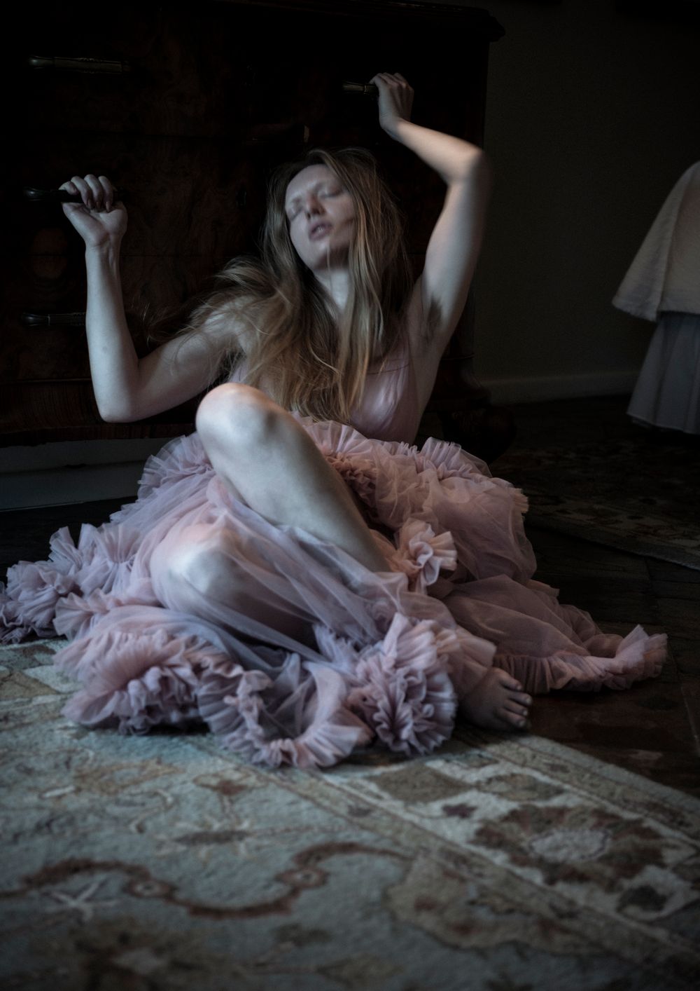 L1120837 NORA WILLOWS 01 CROP copy.jpg