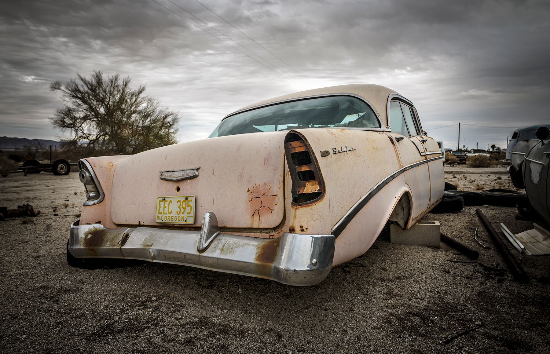 PINK CAR JUNK YARD 01.jpg