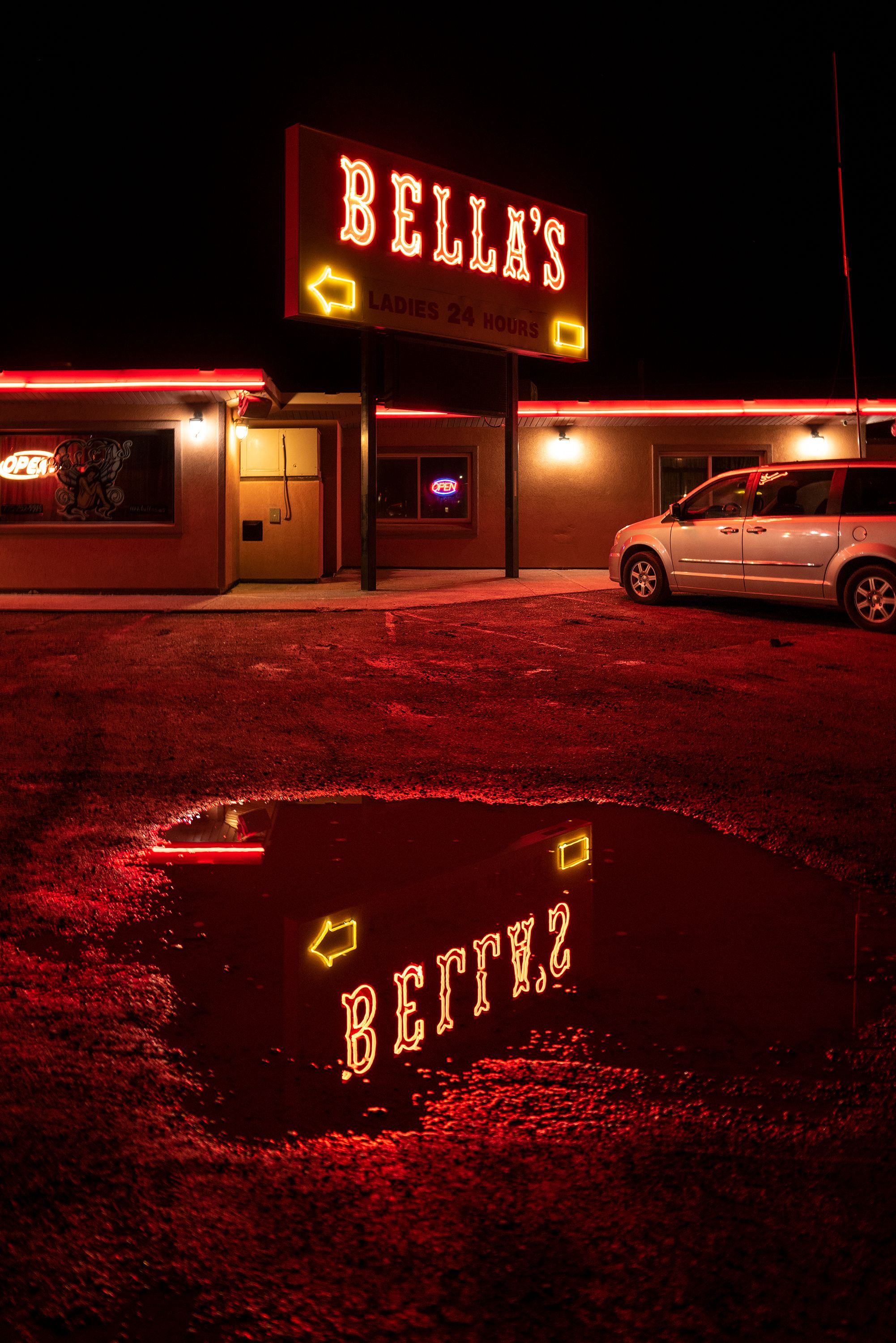 L1000538 SIGN REFLECT TEST 01.jpg