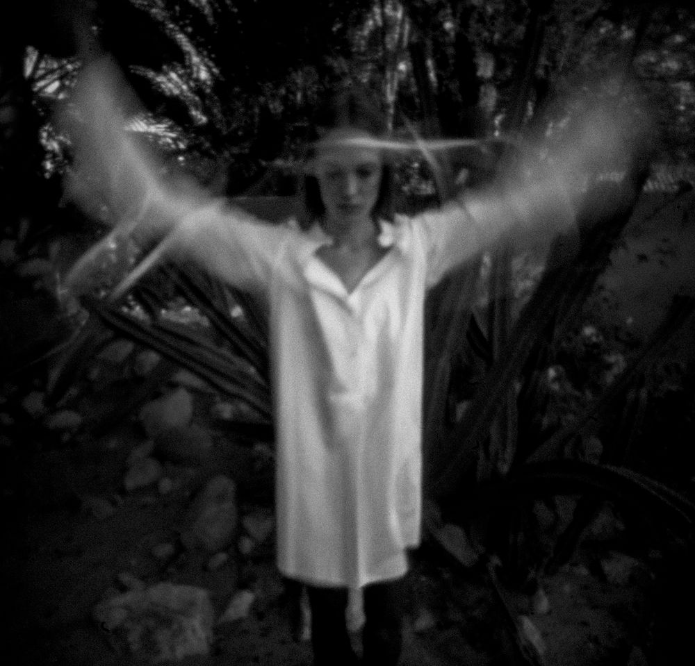 L1010616 EMA 06 CROP.JPG