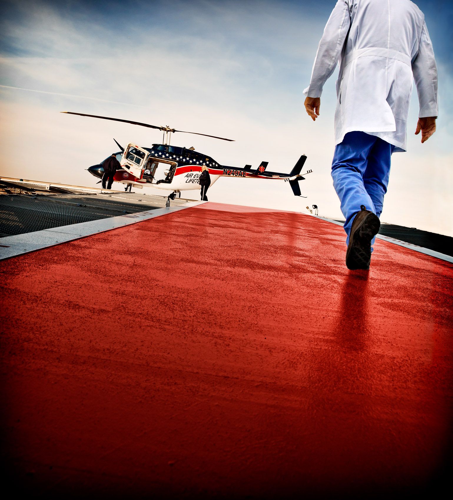 GWhitaker_Eskenazi_Helipad_0145PRINT_CROP.jpg