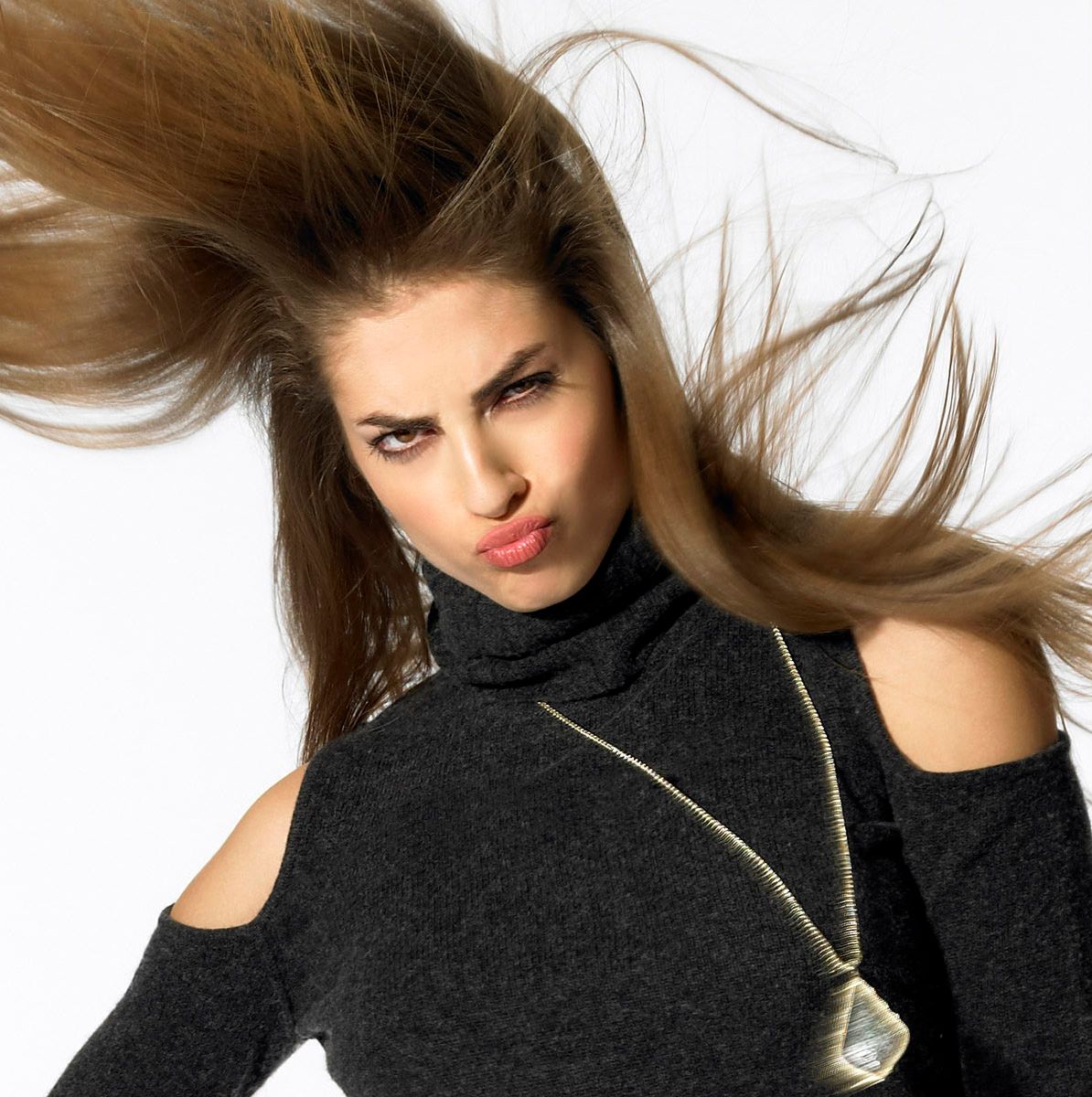Jewelry photo with model.-33-Edit.jpg