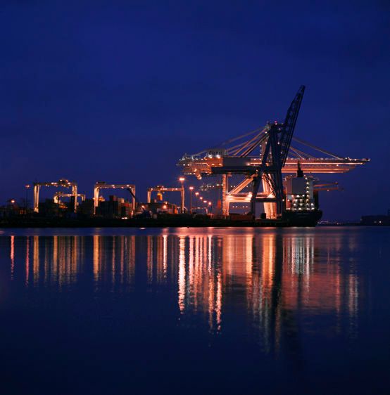 1container_cranes_10X10