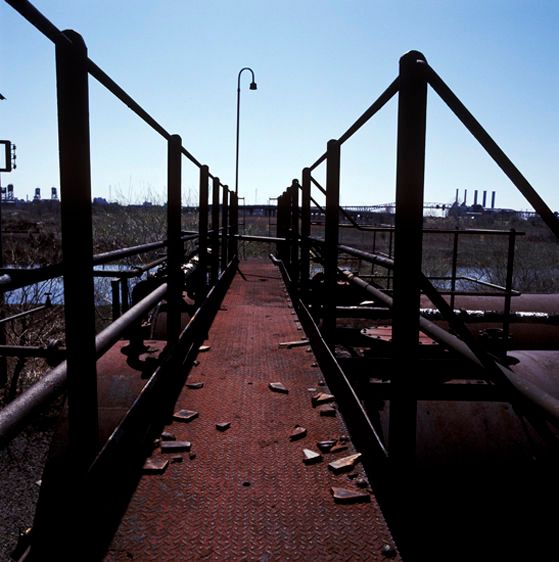 1factory_walkway