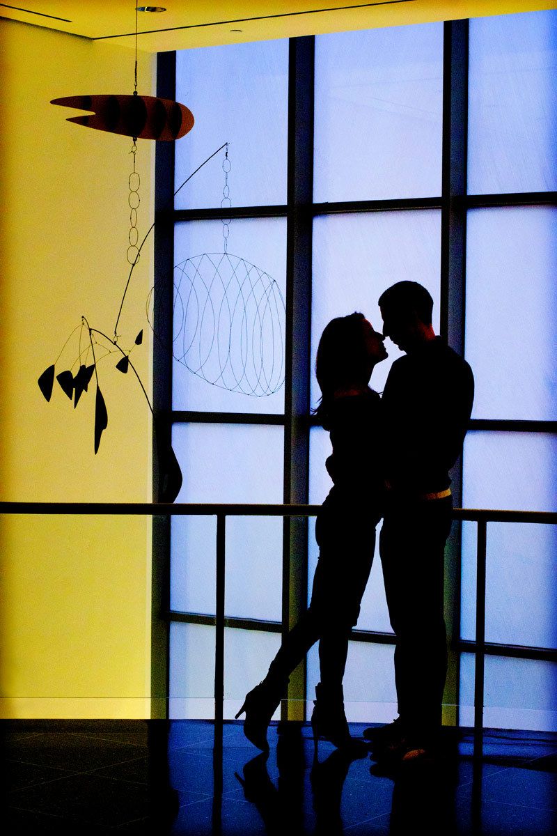 1studiobrooke_engagement_engagmentsession_weddingphotographer_moma_museumofmodernart_nyc_photography_043