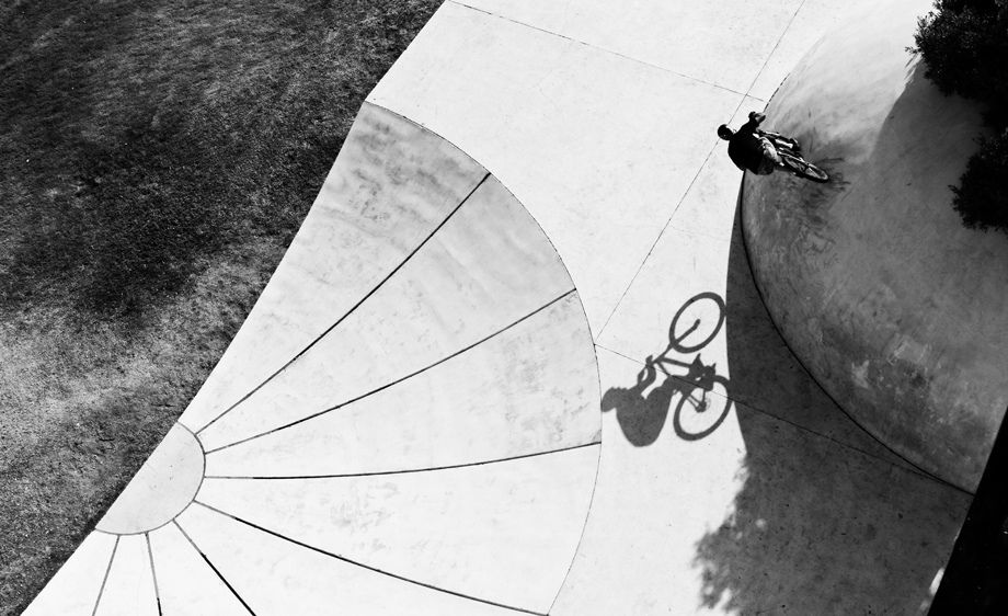 Timing shadows.Wayne GossJerusalem, IsraelFilming NWD