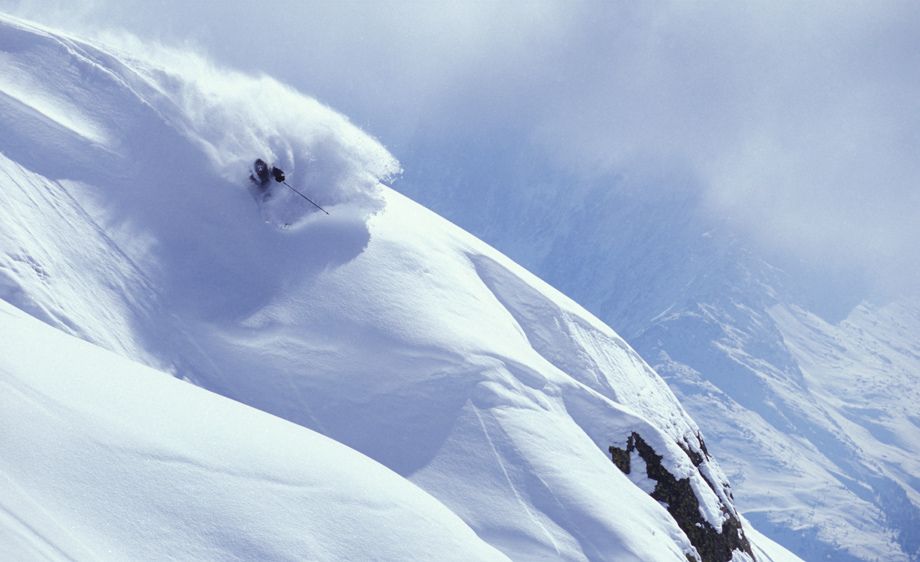 Aurelien Ducroz shreds his backyardChamonix, France
