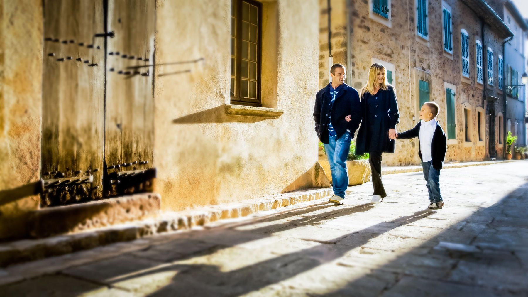 1family_for_a_walk__1final_