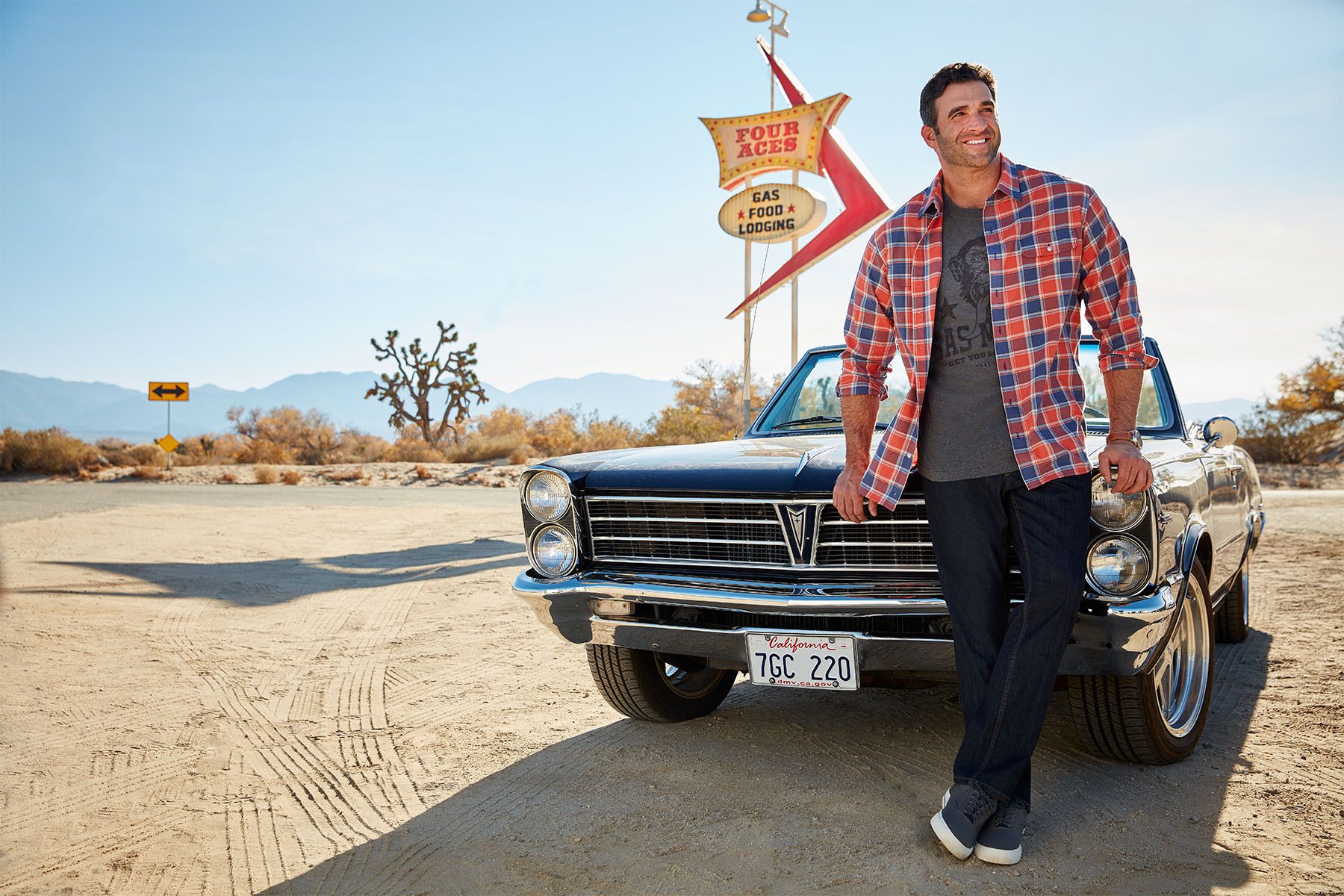 1dxl_sp17_g3100_f3_063_v2_lb