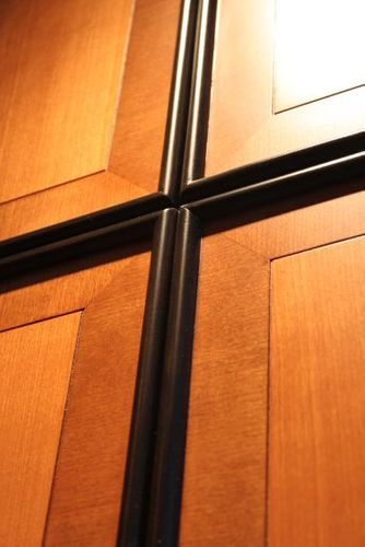 TWO TONED STAIN with CLEAR SATIN SHEEN CONVERSION VARNISH and SOLID COLOUR BLACK CONVERSION VARNISH EDGE Project#849, Finish Detail