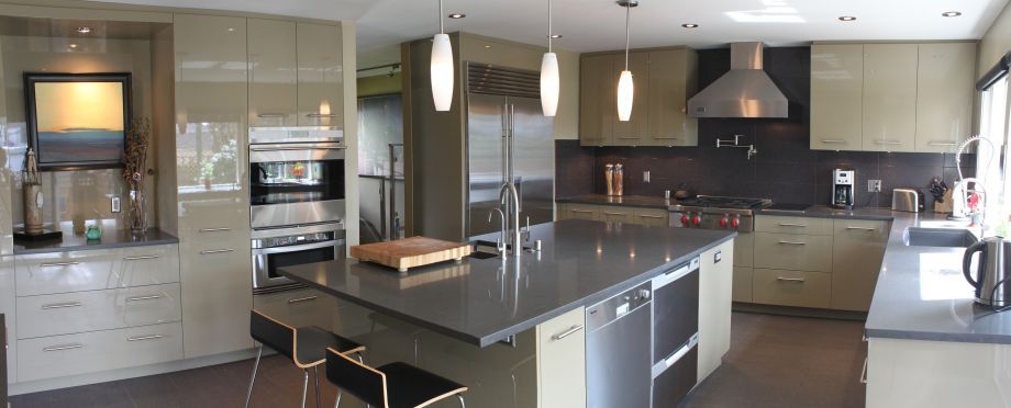 KITCHEN Project# 979High Gloss Solid Colour Automotive